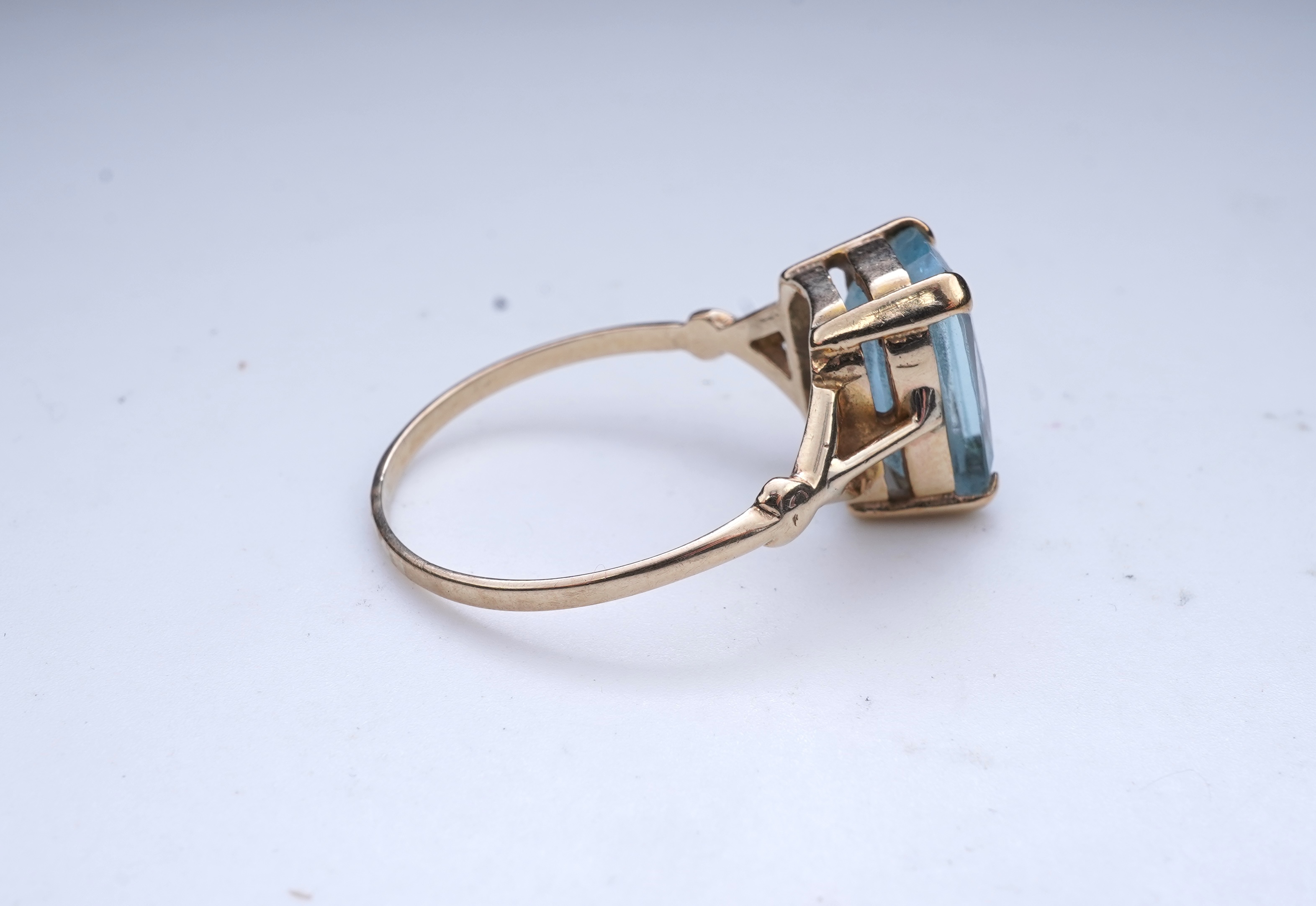An aquamarine ring